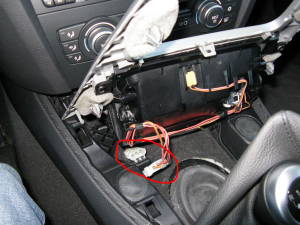 Bmw Anleitung Ablage Paket Nachruesten E90 Faq De 3