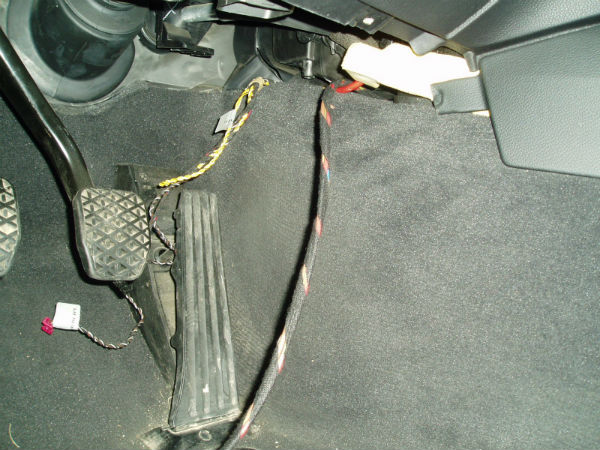 03 Verlegung%20 %20Fahrerseite Ausgang